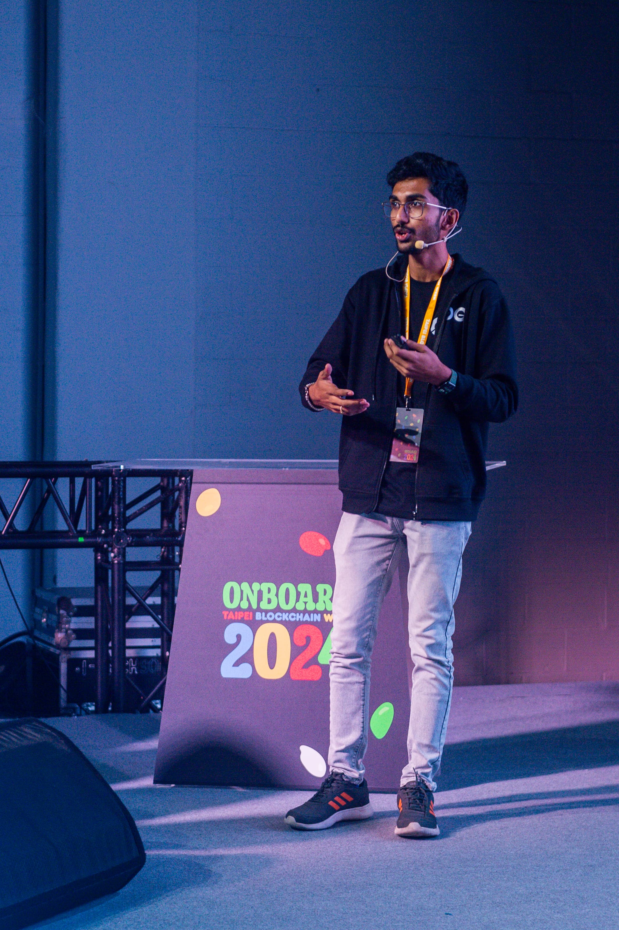 Presenting - Taipei Blockchain Week
