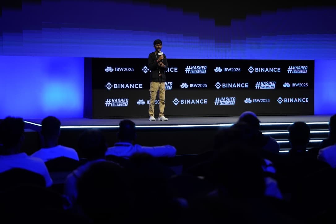 Stage Side View - India Blockchain Week